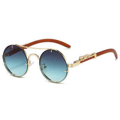 Retro Luxe: Vintage Round Sunglasses