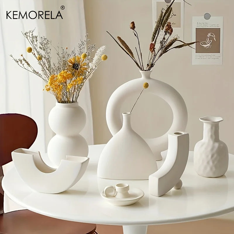 Minimalist Charm: Circular Hollow Vase for Fresh Floral Arrangements